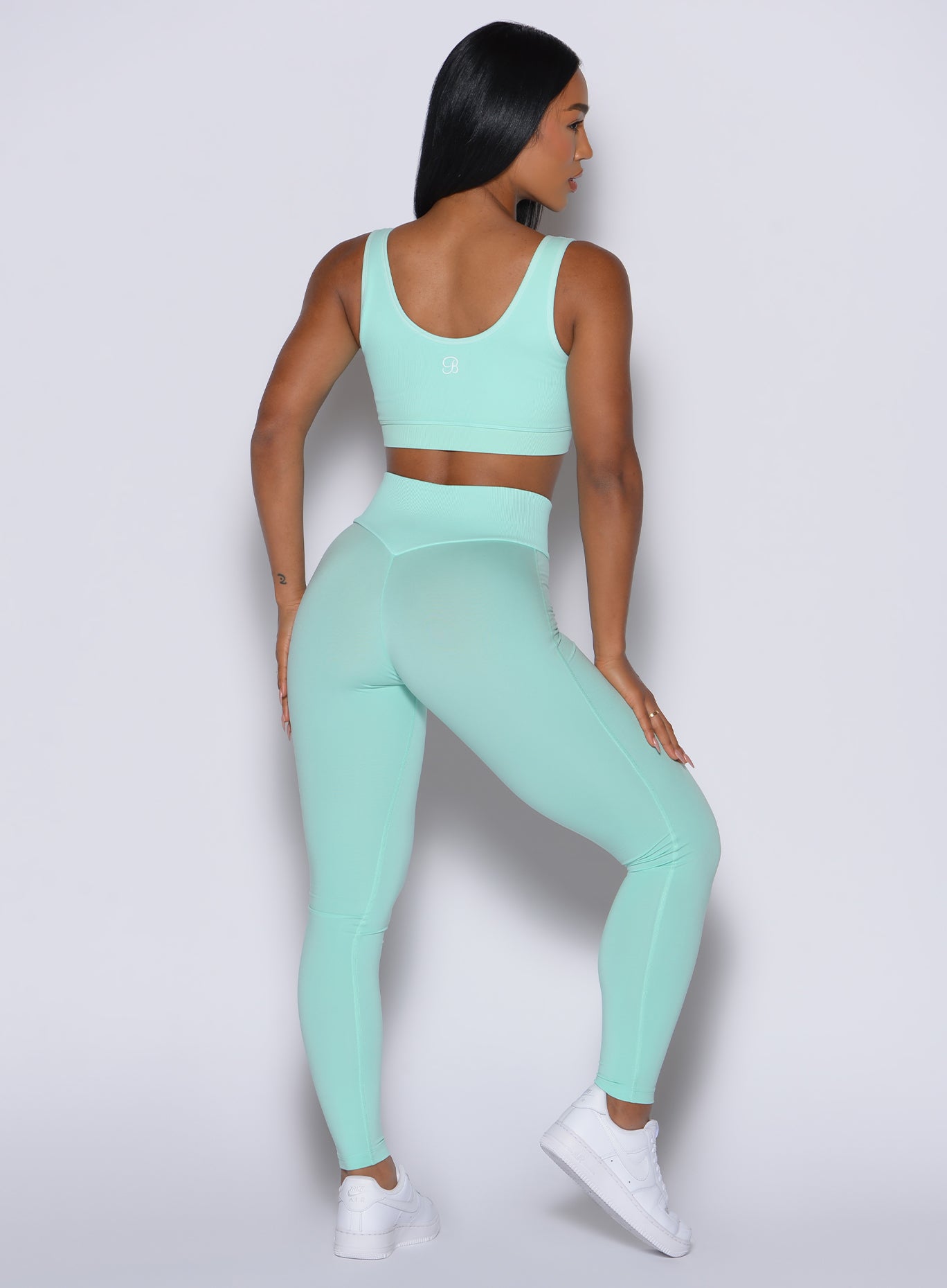 Figure Leggings - Image 4
